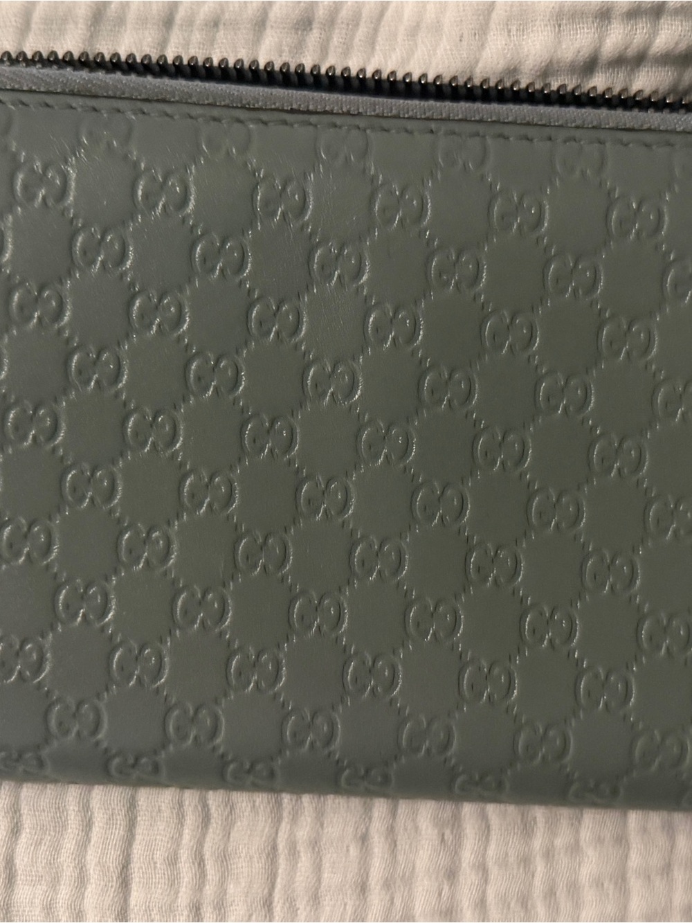 Gucci light blue gray Guccisima Embossed GG Zip Around Wallet With COA - Picture 2 of 13